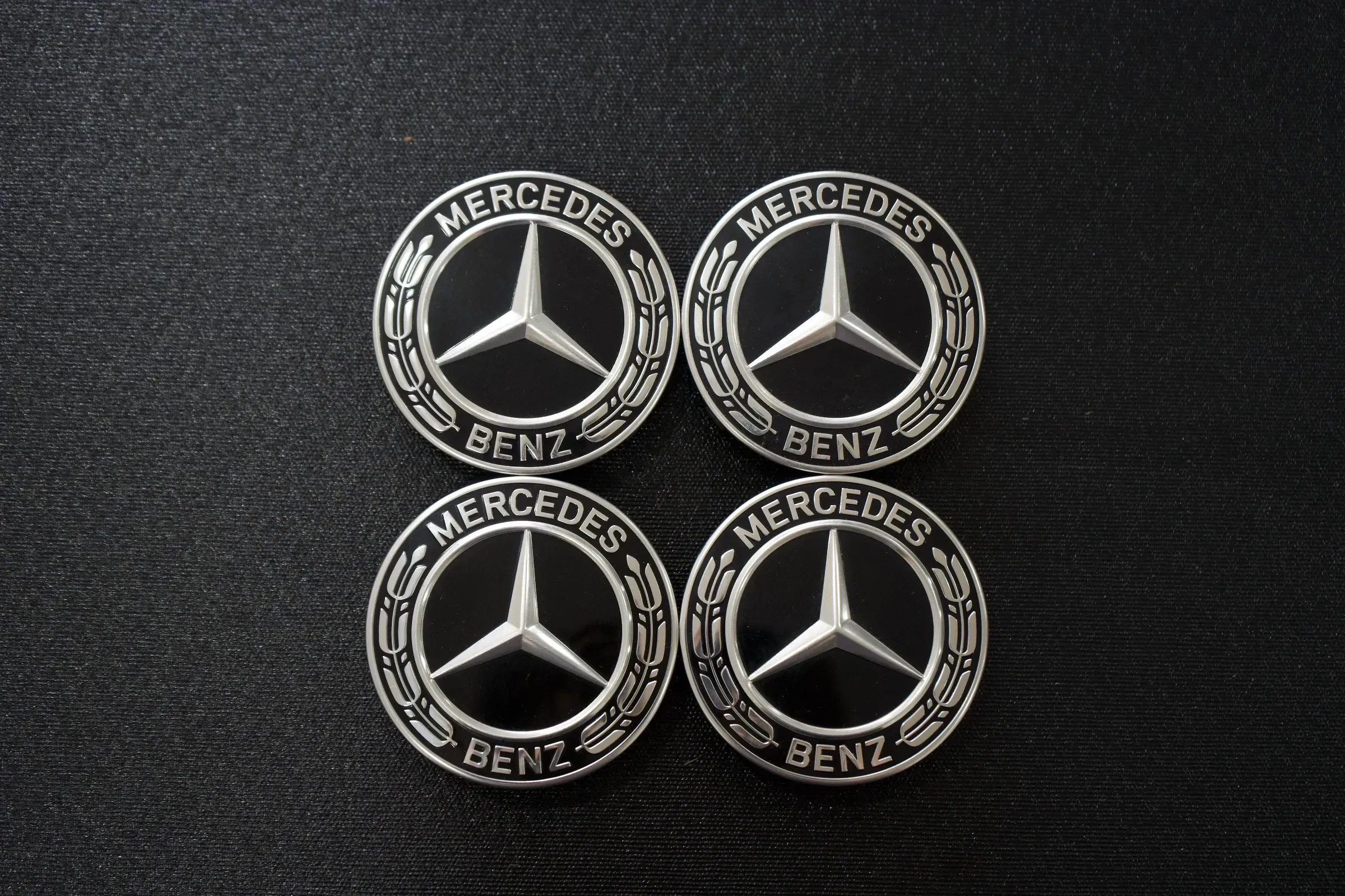 4x Original Mercedes Nabendeckel I A2224002200 - Bild 1