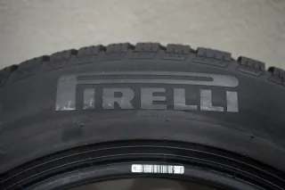 Pirelli SnowControl Serie 3 * I 195 60 R16 89H M+S I Winterreifensatz - Bild 2