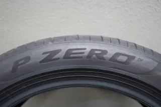 1x Pirelli P Zero MO * I 245 45 R19 102Y XL I Sommerreifen - Bild 3