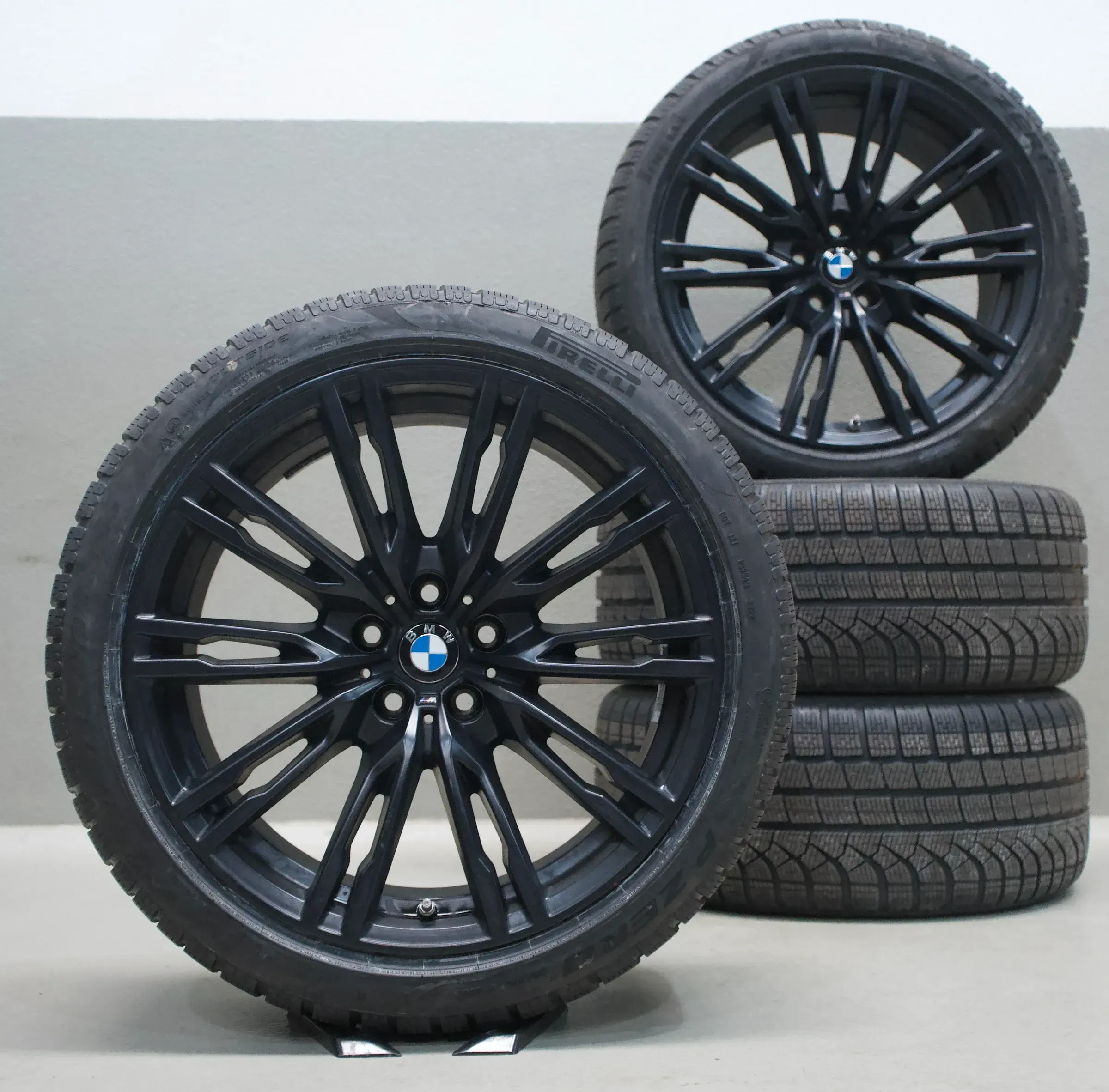 BMW BMW M2 G87 M3 G80 G81 M4 G82 G83 19 Zoll Winterkompletträder I M829 - Bild 1