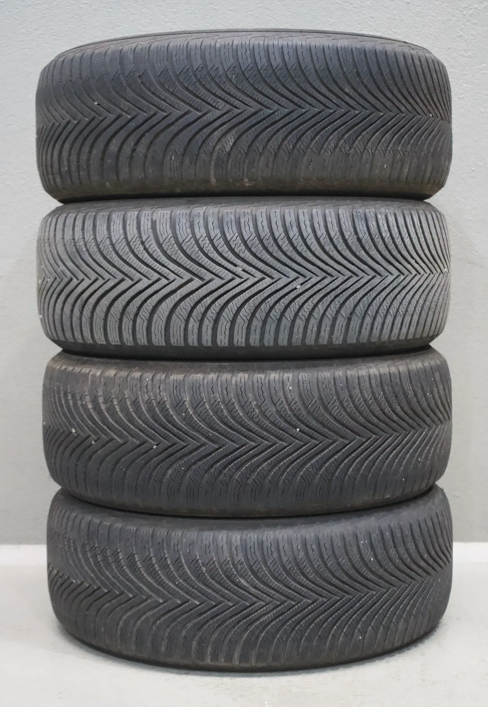 4x Michelin Alpin 5 MO* 225 55 R17 97H M+S I Winterreifen - Bild 1