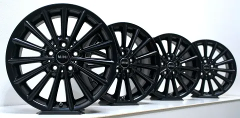 Background image for MINI Cooper F55 I F56 I F57 17 Zoll Felgensatz I Multi Spoke 505
