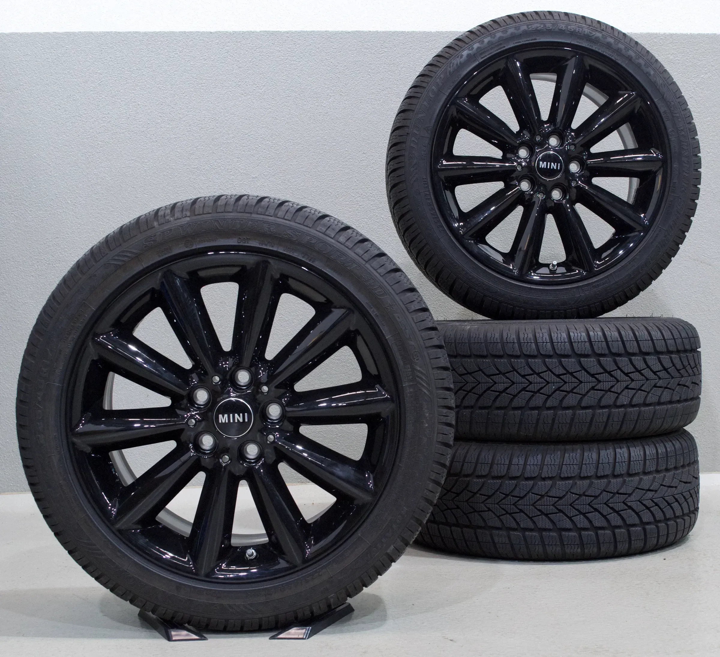 Mini Clubman F54 17 Zoll Winterkompletträder I Vent Spoke 518 - Bild 1