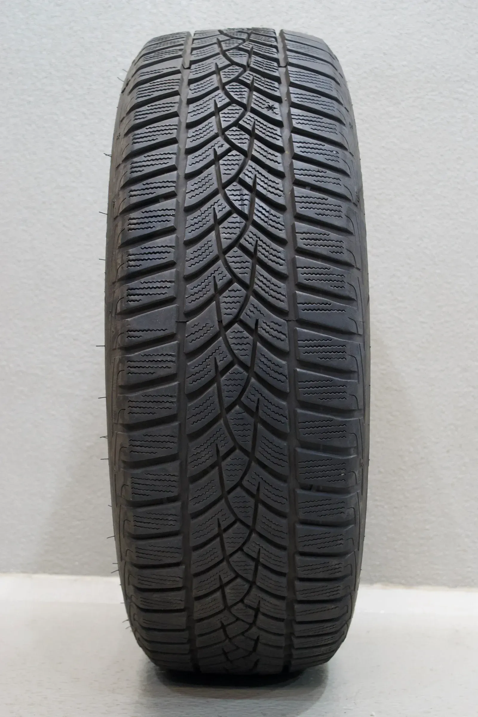 1x Goodyear UltraGrip Performance+ I 205 60 R17 93V M+S I Winterreifen - Bild 1