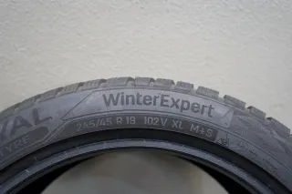 2x Uniroyal WinterExpert Sharkskin I 245 45 R19 102V XL M+S I Winterreifensatz - Bild 3