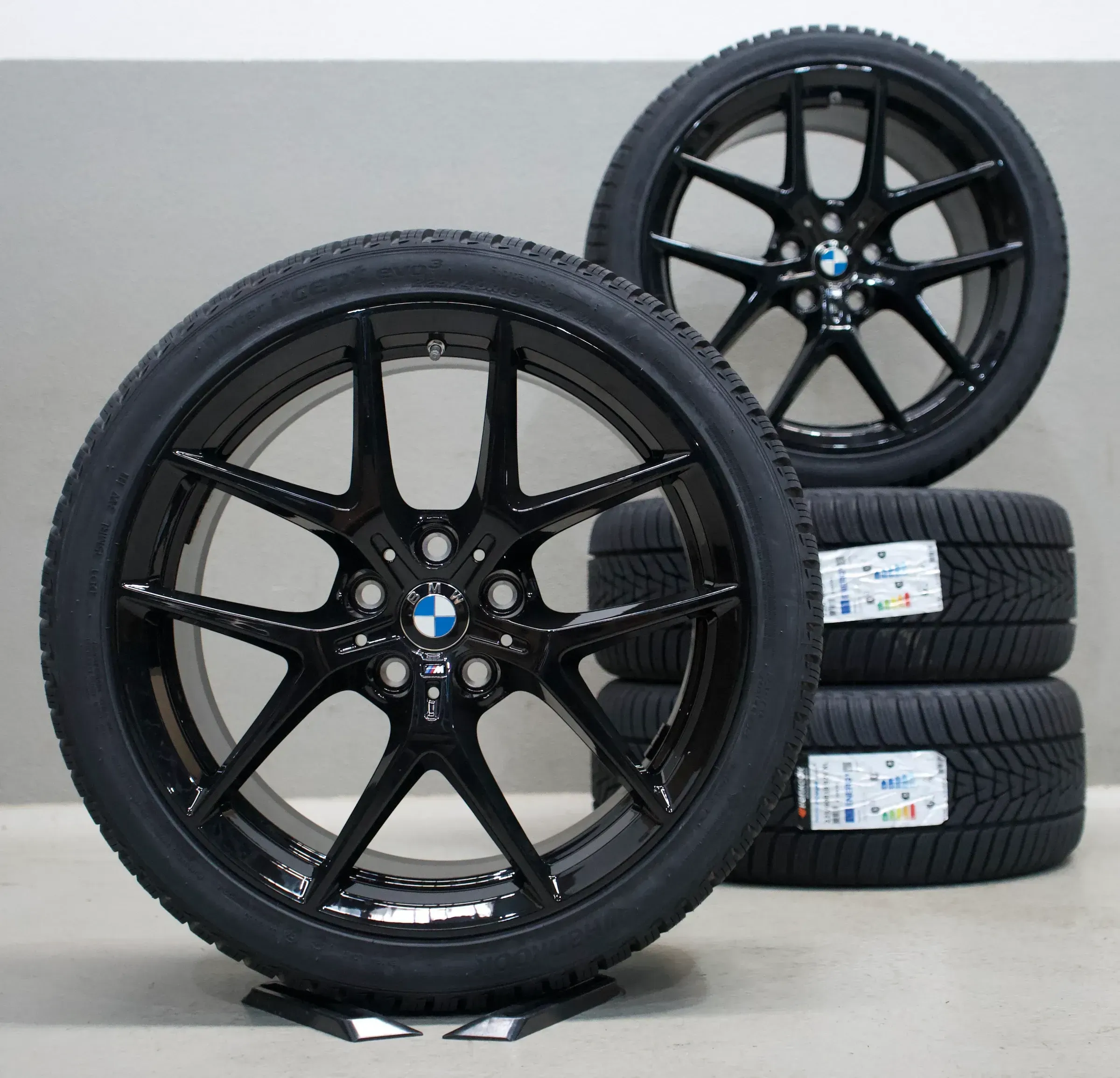 BMW 1er F40 I 2er F44 18 Zoll Winterkompletträder I M554 - Bild 1