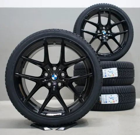 Background image for BMW 1er F40 I 2er F44 18 Zoll Winterkompletträder I M554