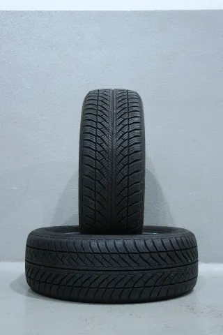 2x Goodyear UltraGrip 8 Performance * I 195 55 R16 87H M+S I Winterreifen - Bild 1