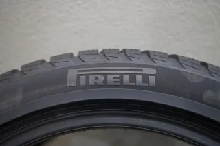 Pirelli SottoZero 3 RSC RFT MOE I 225 45 R18 95H M+S I Winterreifensatz - Bild 5