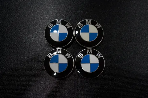 Background image for 4x BMW Nabendeckel 68mm I 6783536