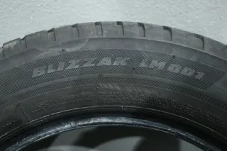 Bridgestone Blizzak LM001 * I 205 60 R16 96H XL M+S I Winterreifensatz - Bild 3