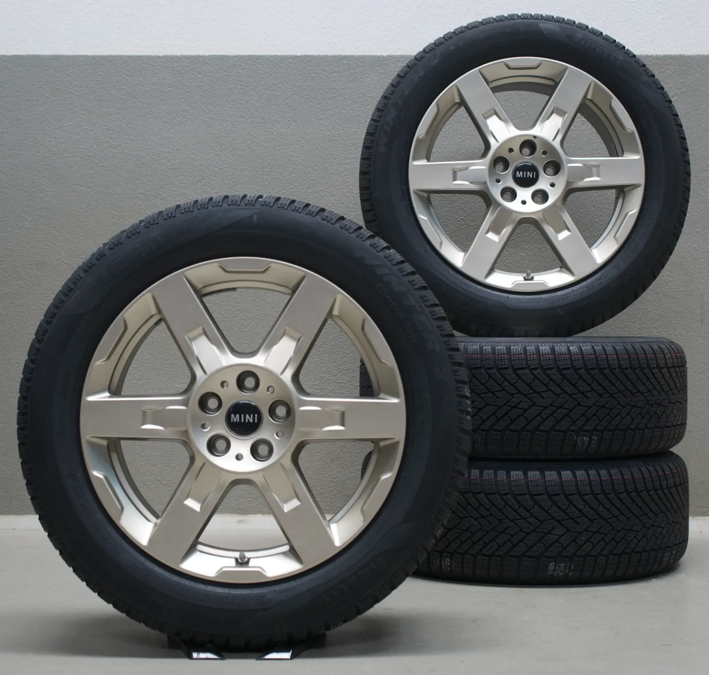 Mini Countryman U25 18 Zoll Winterräder Winterreifen I Asteroid Spoke 944 - Bild 1