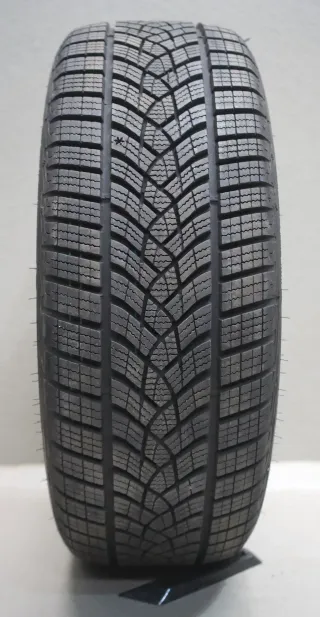 Mercedes-Benz C-Klasse W206 I S206 18 Zoll Winterkompletträder - Bild 7