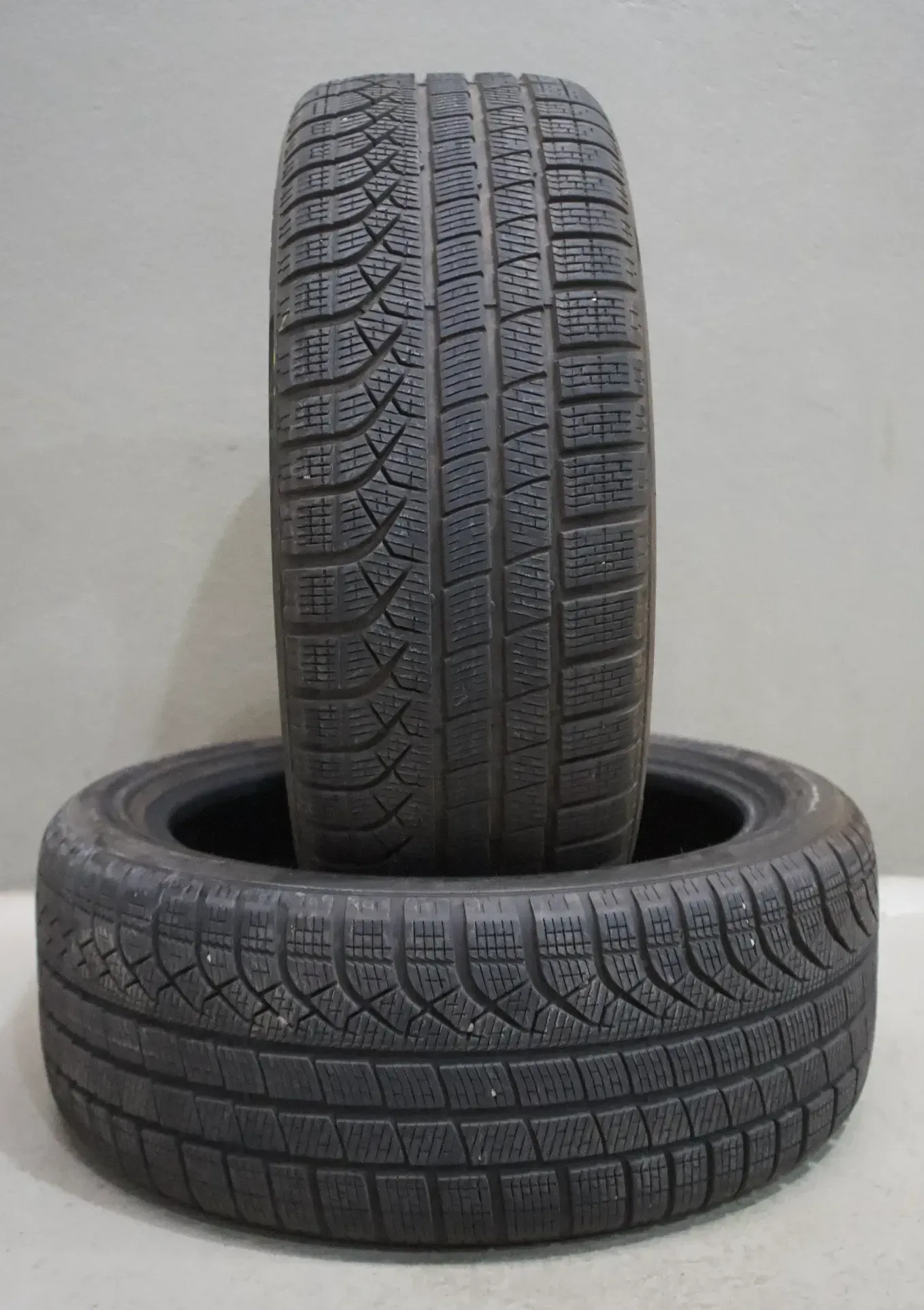 2x Pirelli P Zero Winter MO* I 245 45 R19 102H XL M+S I Winterreifen - Bild 1
