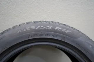 4x Pirelli SottoZero 3 MOE RFT * I 225 55 R17 97H M+S I Winterreifen - Bild 5