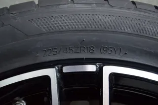 Mercedes-Benz C-Klasse W206 I S206 18 Zoll Sommerkompletträder - Bild 5