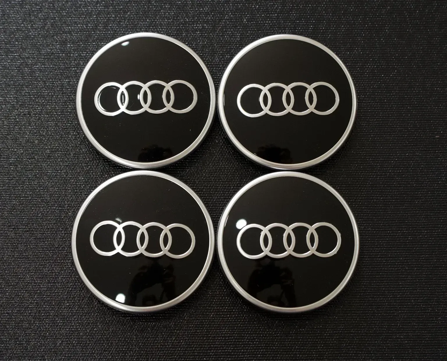 4x Original Audi Nabendeckel I 81A 601 170 - Bild 1