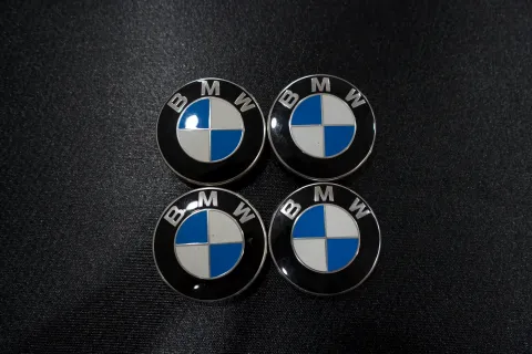 Background image for 4x BMW Nabendeckel 68mm I 6783536