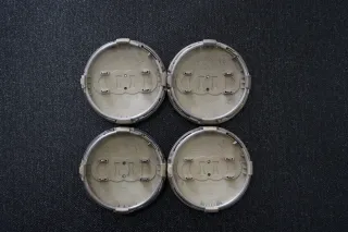 4x Original Audi Nabendeckel I 8W0 601 170 - Bild 2
