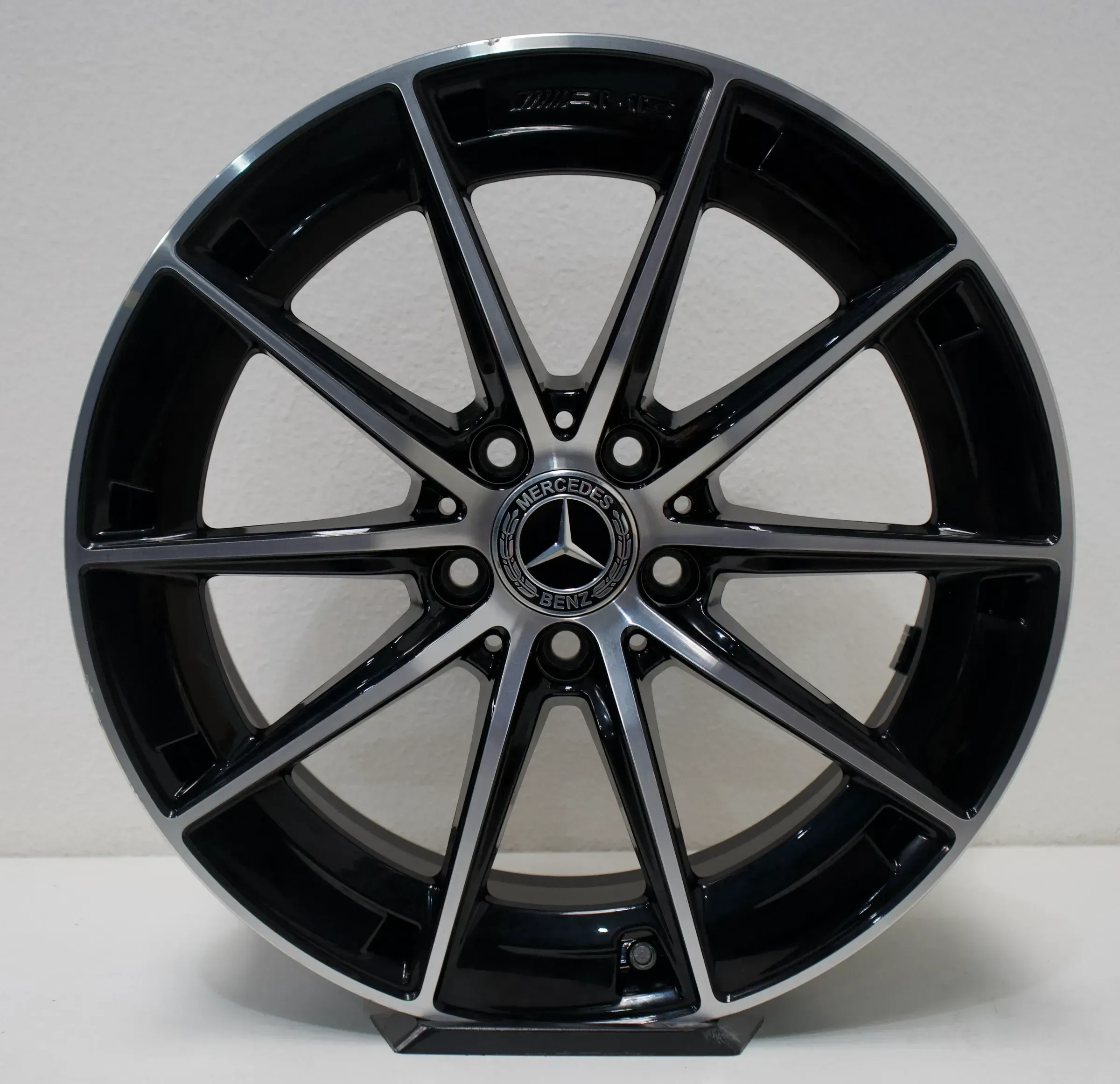 Mercedes-Benz CLA35 AMG C118 I X118 18 Zoll Einzelfelge - Bild 1
