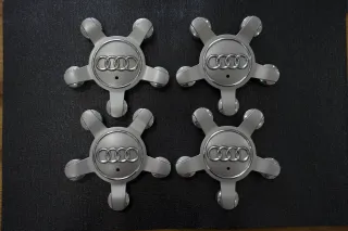 4x Original Audi Nabendeckel I 8R0 601 165 - Bild 1