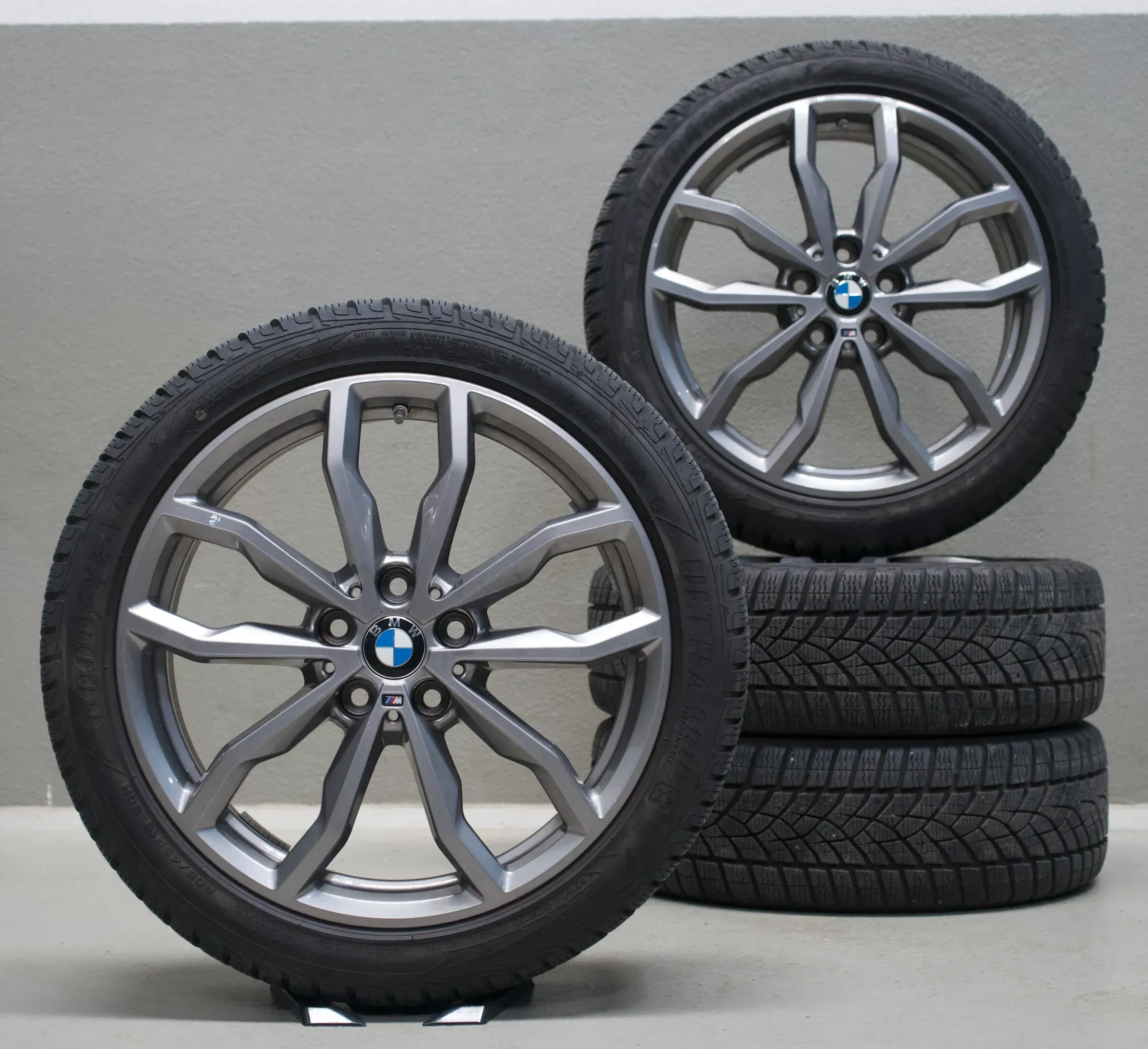 BMW X1 F48 I X2 F39 18 Zoll Winterkompletträder I M711 - Bild 1