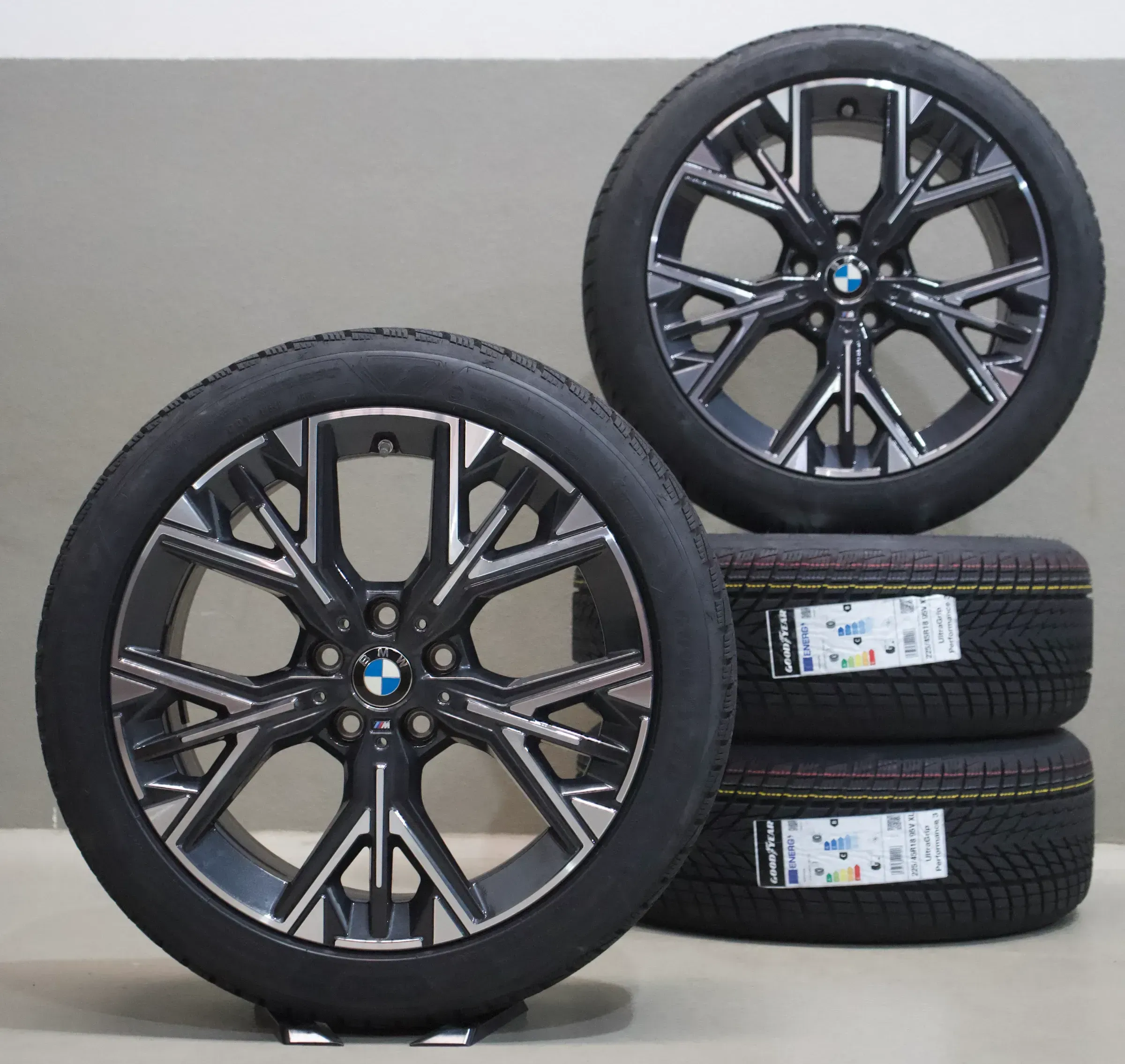 BMW 1er F70 I 2er F74 18 Zoll Winterräder Winterreifen I M975 - Bild 1
