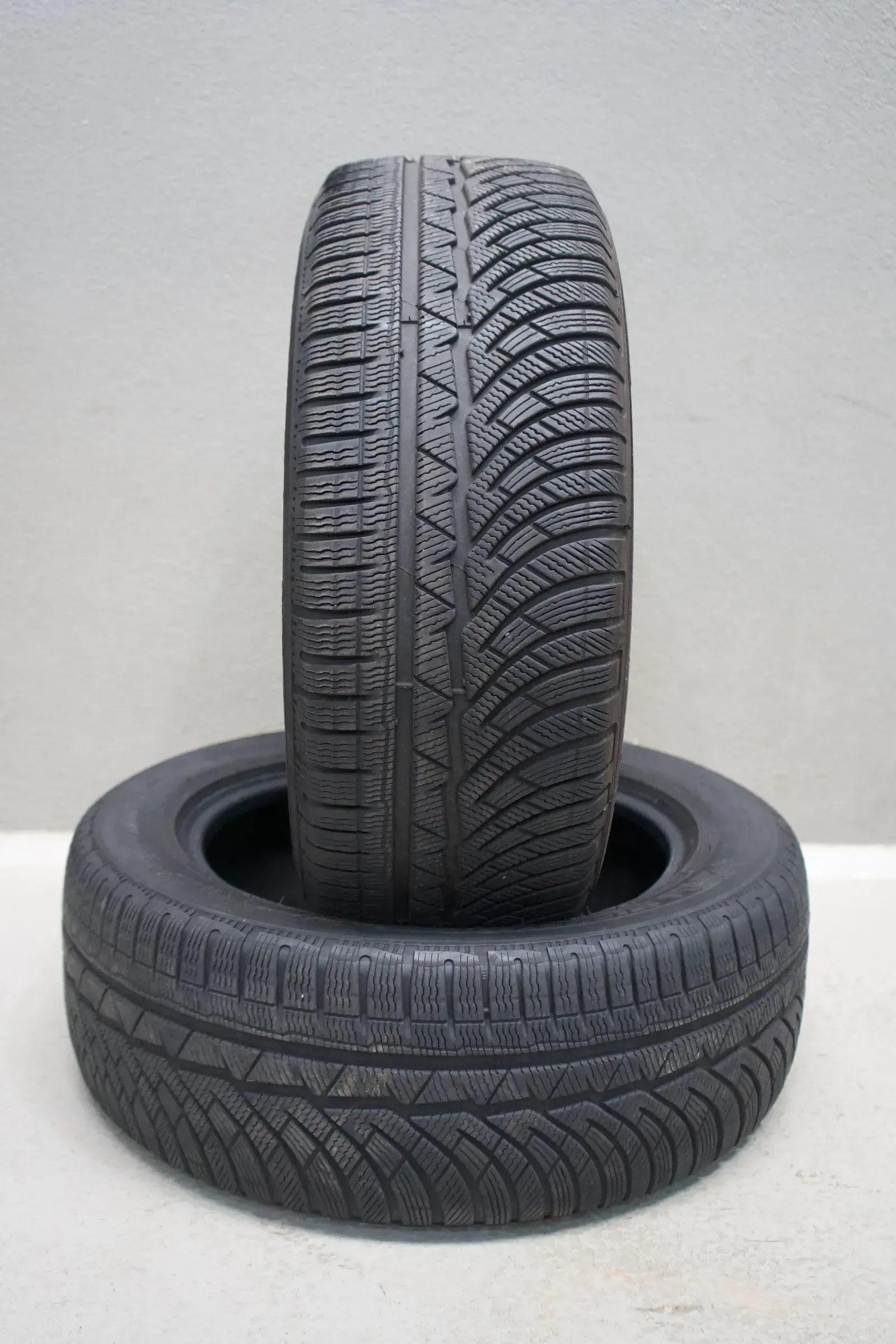 2x Michelin Alpin PA4 I 235 55 R17 103V I Winterreifen - Bild 1