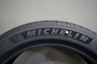 Michelin Pilot Sport 4S * I 245 45 R19 102Y I Sommerreifensatz - Bild 3