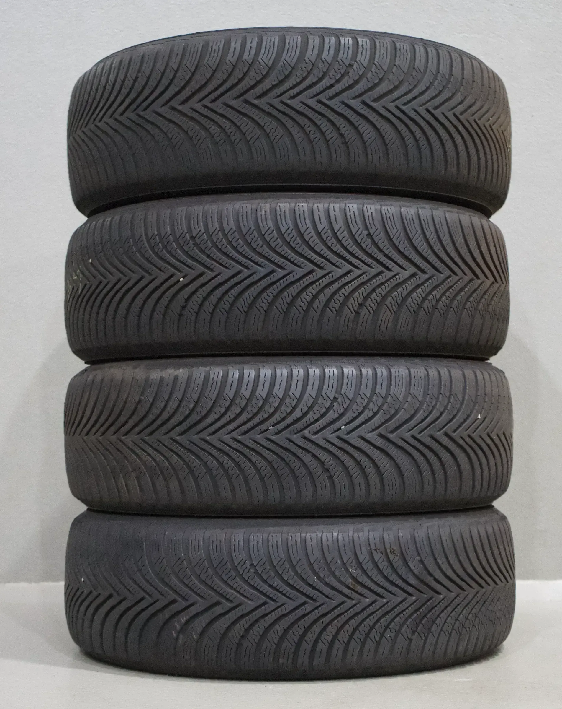 4x Michelin Alpin 5 MO I 205 60 R16 92H M+S I Winterreifen - Bild 1