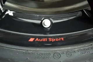 Audi A8 I S8 4N0 20 Zoll Sommerkompletträder - Bild 9