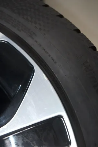 Mercedes-Benz E-Klasse E-Klasse W214 I S214 19 Zoll Winterkompletträder - Bild 9