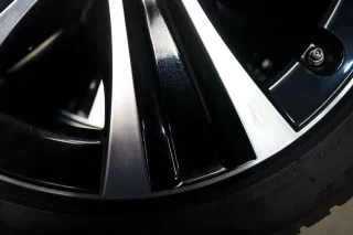 Mercedes-Benz E-Klasse E300de Hybrid 18 Zoll Winterräder Winterreifen - Bild 13