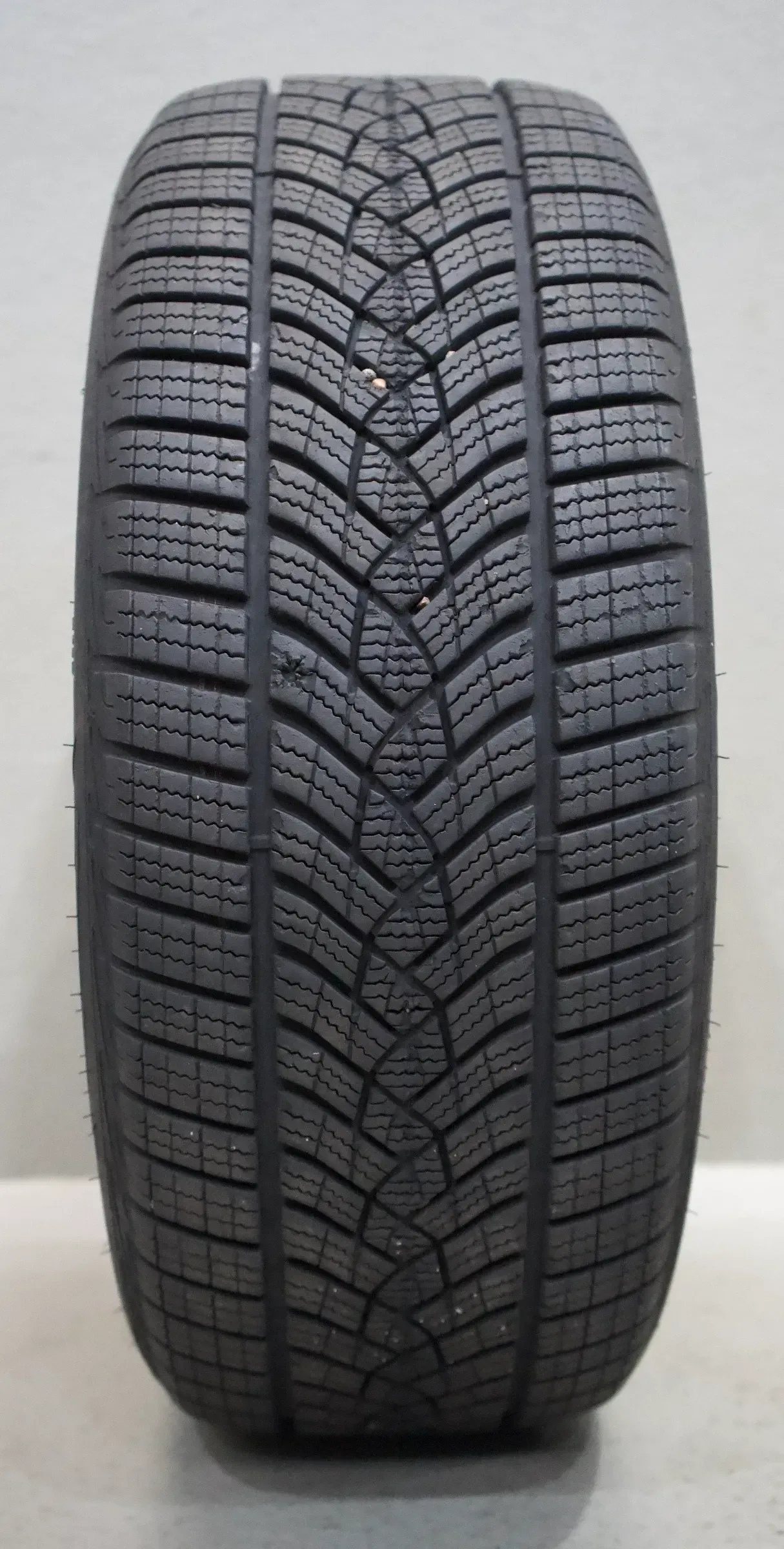 1x Goodyear UltraGrip Performance MO I 225 45 R18 95H M+S I Winterreifen - Bild 1