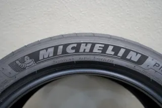 Michelin Pilot Sport 4S * I 245 45 R19 102Y I Sommerreifensatz - Bild 4