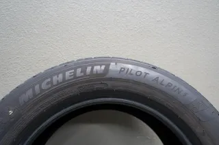 Michelin Alpin 5 I 235 55 R17 103V I Winterreifensatz - Bild 3