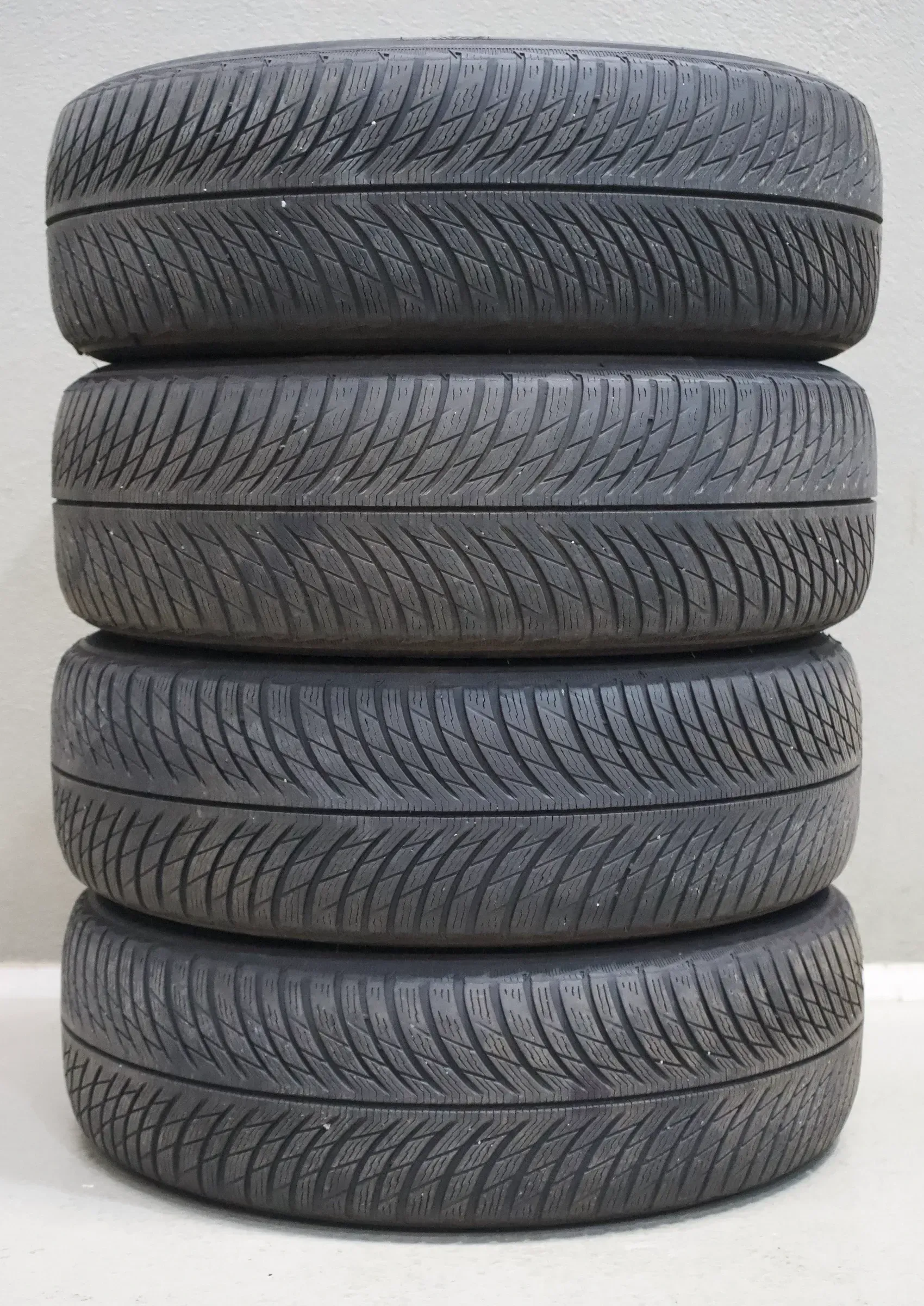 Michelin Pilot Alpin 5 ZP I 225 60 R18 104H XL M+S I Winterreifensatz - Bild 1