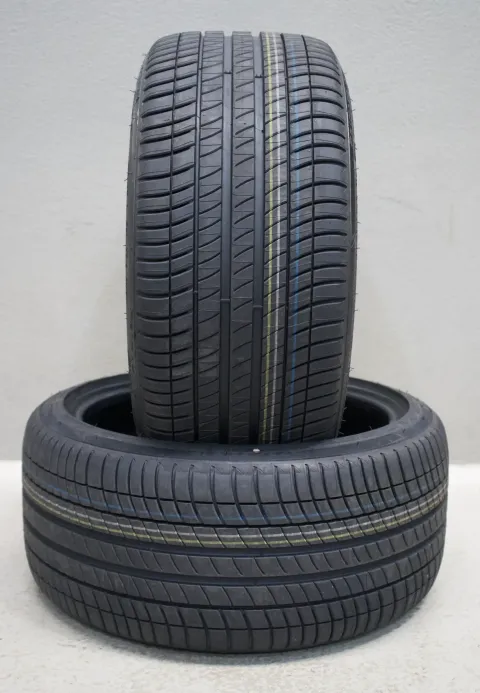 Background image for 2x Michelin e Primacy 3 RSC MOE * I 275 35 R19 100Y I Sommerreifen