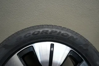 Mercedes-Benz EQC N293 I C293 19 Zoll Winterkompletträder - Bild 5