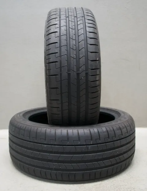 Background image for 2x Pirelli P Zero TM * I 245 45 R20 103W I Sommerreifen