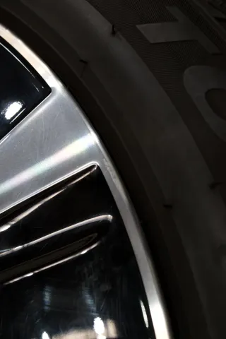 Mercedes-Benz E-Klasse E300de Hybrid 18 Zoll Winterkompletträder - Bild 11