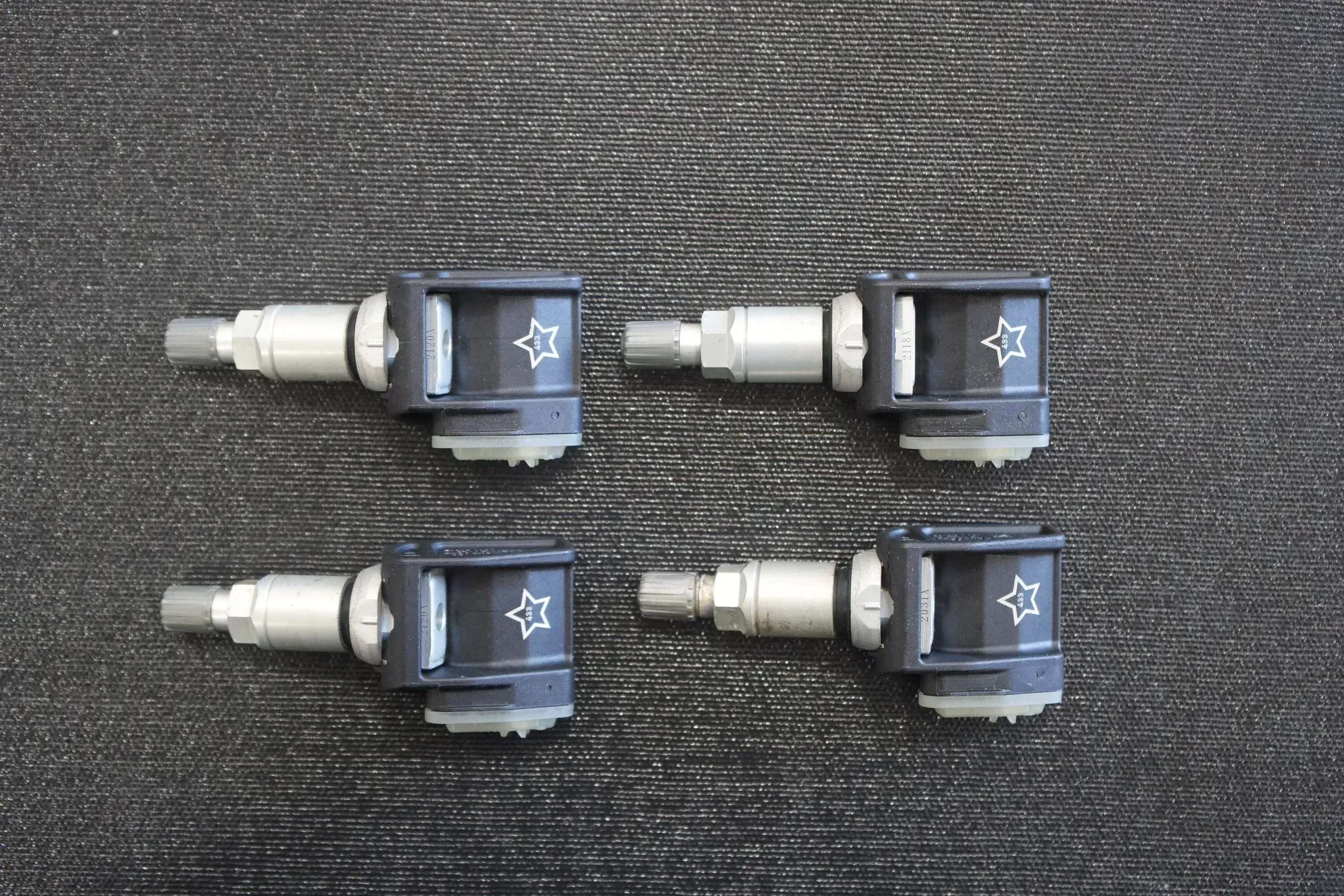 4x BMW Reifendrucksensoren I 6887140 - Bild 1