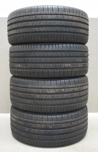 Pirelli P Zero MO-S I 265 40 R21 105H I Sommerreifensatz - Bild 1