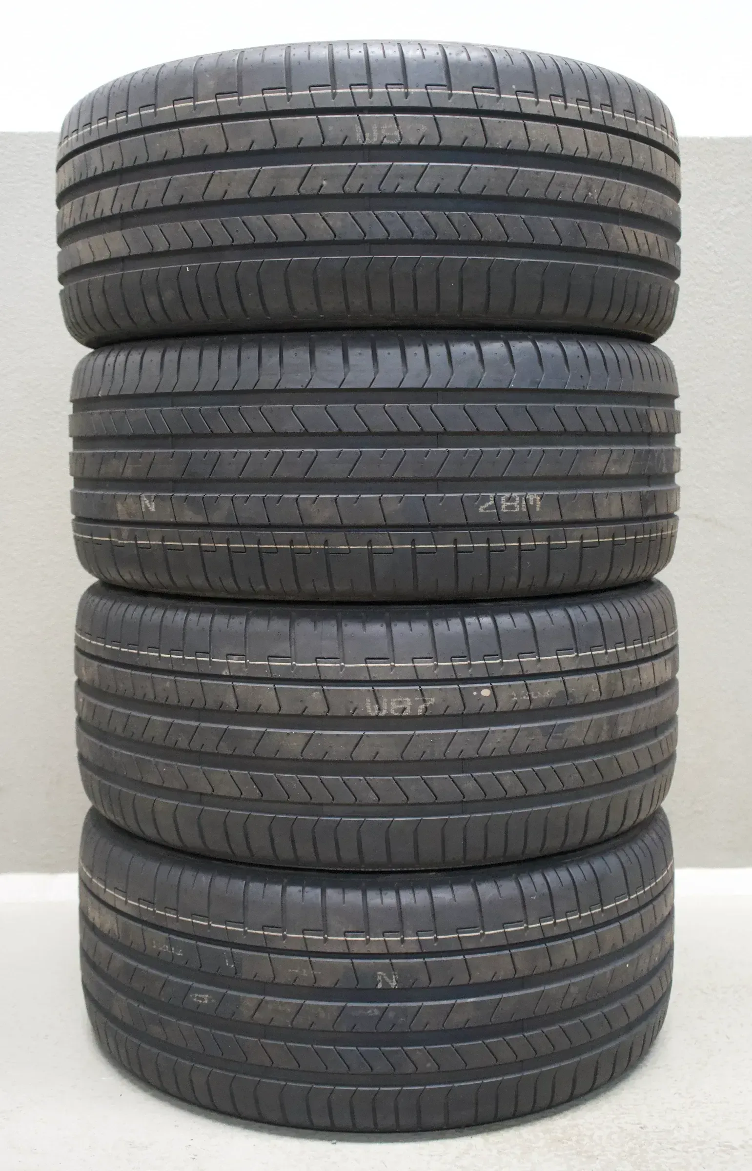 Pirelli P Zero MO-S I 265 40 R21 105H I Sommerreifensatz - Bild 1