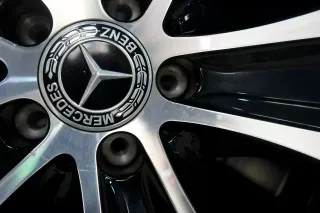 Mercedes-Benz E-Klasse E300de Hybrid 18 Zoll Winterräder Winterreifen - Bild 13