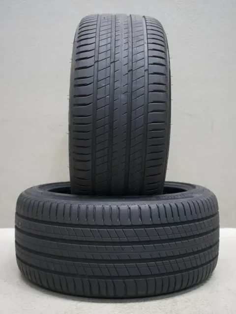Background image for 2x Michelin Latitude Sport 3 RSC* I 275 40 R20 106W XL I Sommerreifen