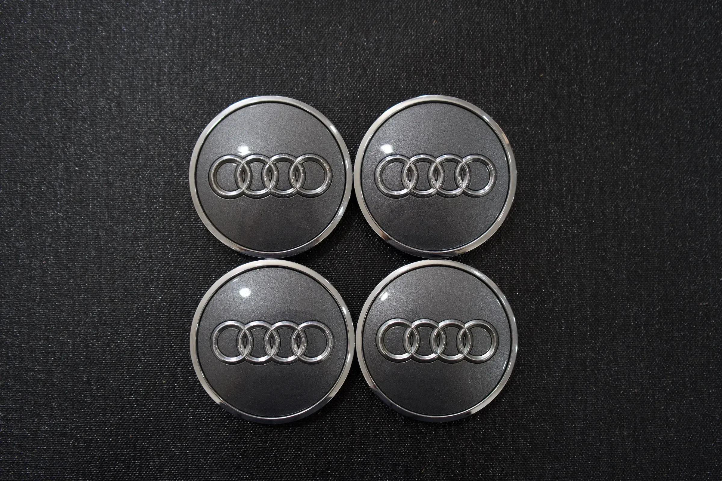 4x Original Audi Nabendeckel I 8W0 601 170 - Bild 1