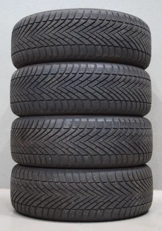 Pirelli Winter Cinturato * I 195 60 R16 89H M+S I Winterreifensatz - Bild 1