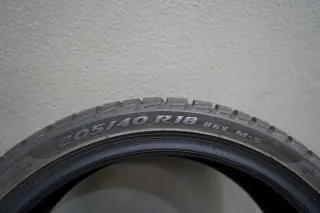 2x Pirelli SottoZero 3 I 205 40 R18 86V M+S I Winterreifen - Bild 4