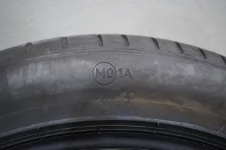 2x Pirelli P Zero MO1A I 285 40 ZR19 107Y XL I Sommerreifen - Bild 5